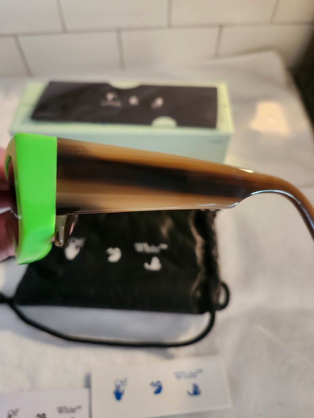 Off-White Lucio Men's Neon Green Tortoise Shell Square Sunglasses Italy New - Picture 2 of 4